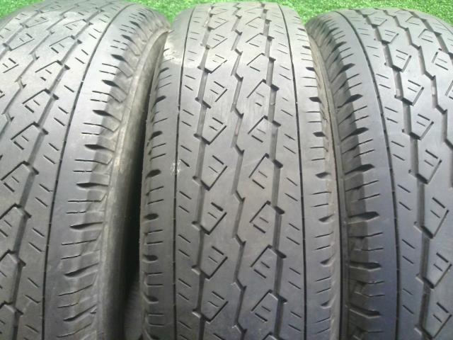 【中古】15インチ 夏 ノーマルタイヤ 195/80R15 ブリヂストン 23年製 V600 自社品番250571