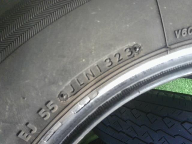 【中古】15インチ 夏 ノーマルタイヤ 195/80R15 ブリヂストン 23年製 V600 自社品番250571