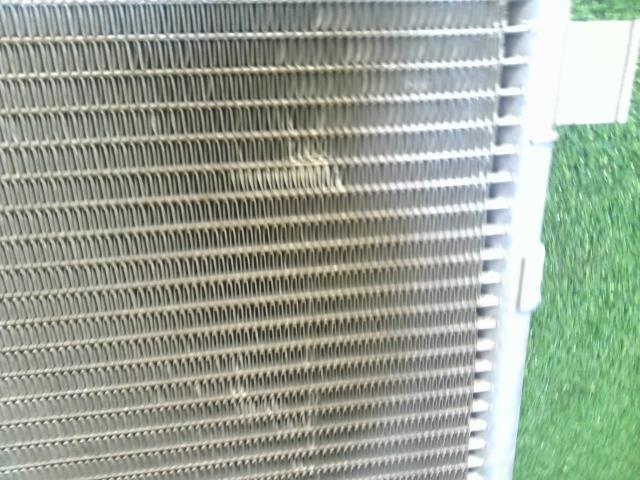 【中古】NV350キャラバン LDF-CW8E26 コンデンサー 55020-3XU1C 自社品番250571 QM1