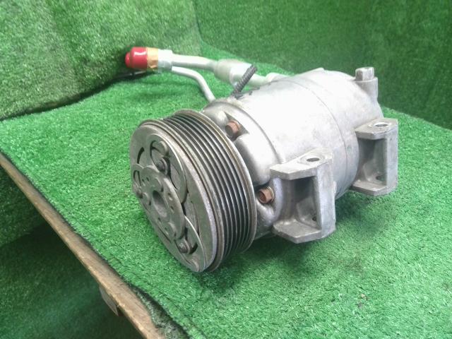 【中古】NV350キャラバン LDF-CW8E26 エアコン AC コンプレッサー 92600-3XC0A 自社品番250571 QM1