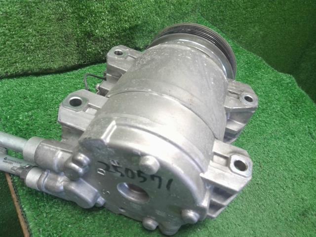 【中古】NV350キャラバン LDF-CW8E26 エアコン AC コンプレッサー 92600-3XC0A 自社品番250571 QM1