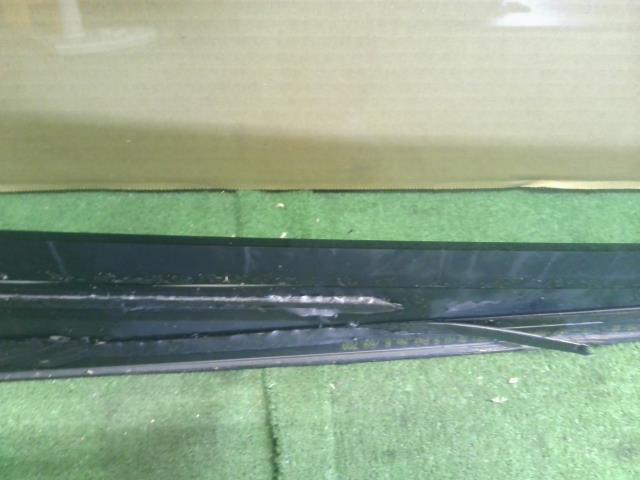 【中古】フィット DAA-GP6 フロントウインドガラス 73111-TAR-J41 自社品番250574 NH731P