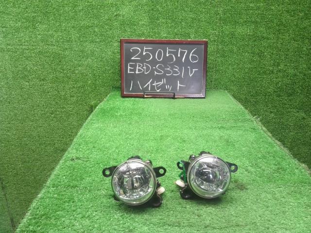【中古】ハイゼット EBD-S331V 左フォグランプ  自社品番250576 S28