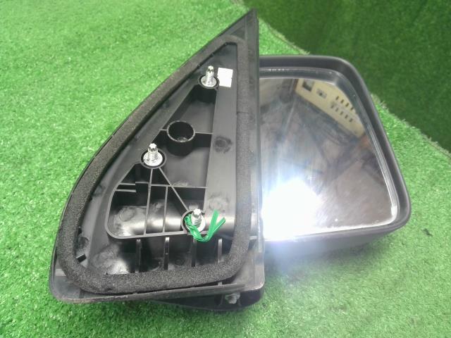 【中古】ハイゼット EBD-S331V 右サイドミラー  自社品番250576 S28