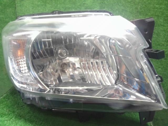 【中古】ソリオ DAA-MA36S 右ヘッドランプＡＳＳＹ  自社品番250578 ZVR