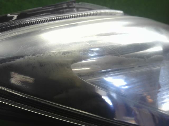 【中古】ソリオ DAA-MA36S 右ヘッドランプＡＳＳＹ  自社品番250578 ZVR