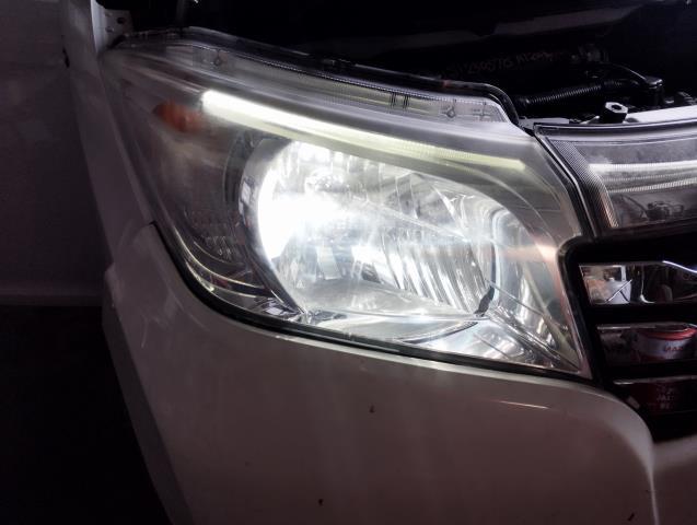 【中古】ソリオ DAA-MA36S 右ヘッドランプＡＳＳＹ  自社品番250578 ZVR