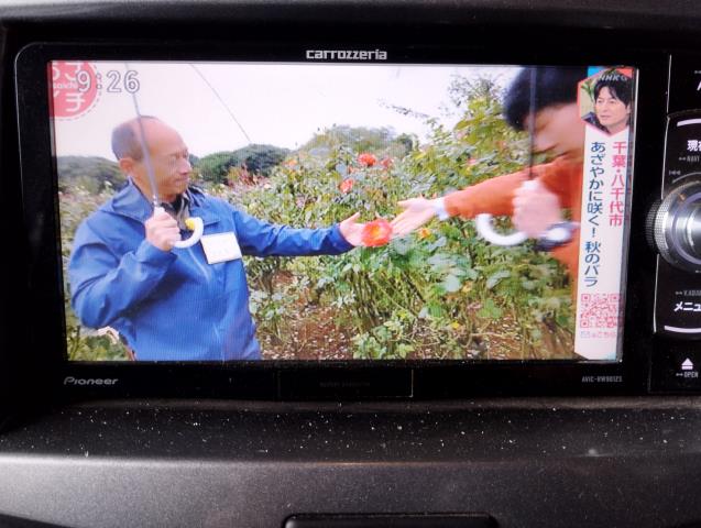 【中古】ソリオ DAA-MA36S カーナビゲーション AVIC-RW901ZS 自社品番250578 ZVR