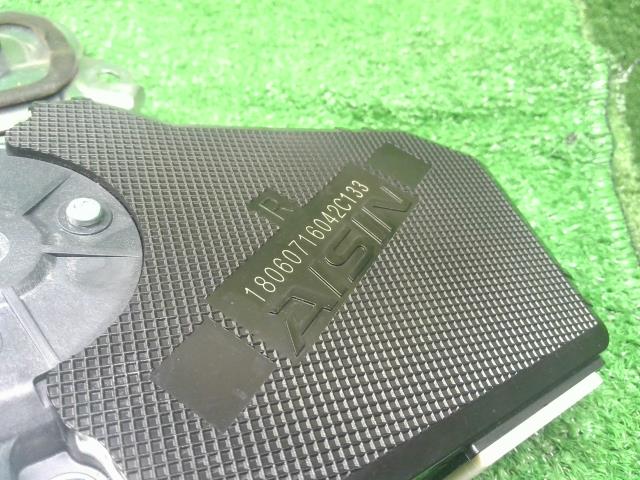 【中古】ソリオ DAA-MA36S 右パワースライドドアモーター  自社品番250578 ZVR