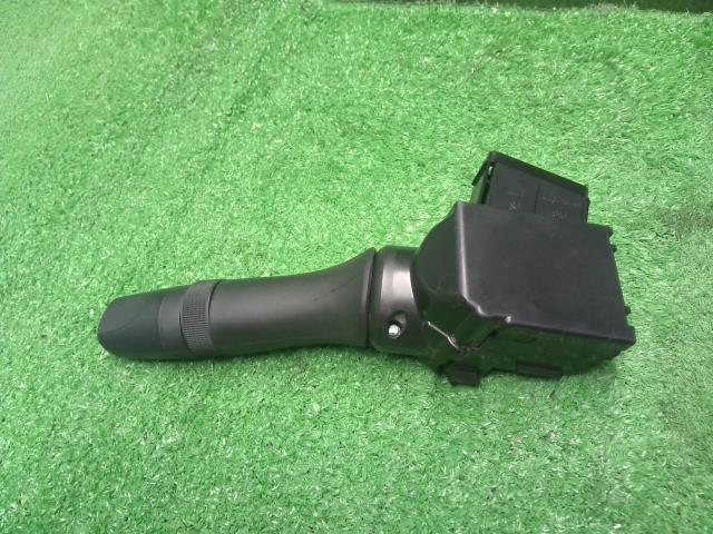 【中古】ソリオ DAA-MA36S ワイパー スイッチ  自社品番250578 ZVR