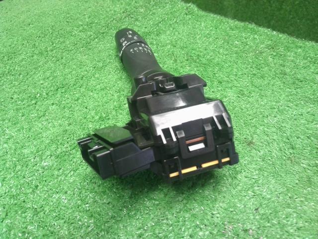 【中古】ソリオ DAA-MA36S ワイパー スイッチ  自社品番250578 ZVR