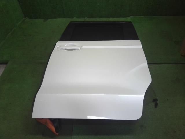 【中古】Ｎ－ＢＯＸ DBA-JF3 左　リア　ドア　 自社品番250579 NH875P