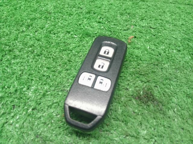 【中古】Ｎ－ＢＯＸ DBA-JF3 キーレス　リモコン  自社品番250579 NH875P