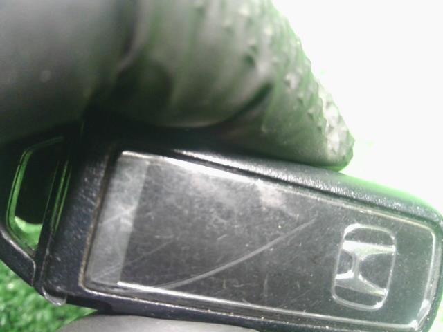 【中古】Ｎ－ＢＯＸ DBA-JF3 キーレス　リモコン  自社品番250579 NH875P