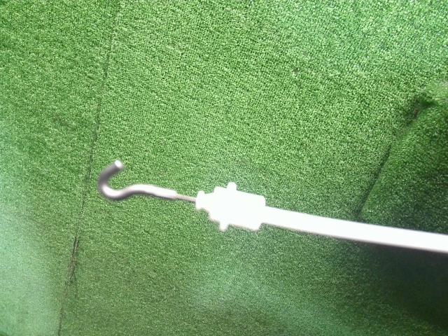 【中古】アウディ A4 GH-8EAMBF 右　フロント　ドアロック　ソレノイド　アクチュエーター 402837016 自社品番250585