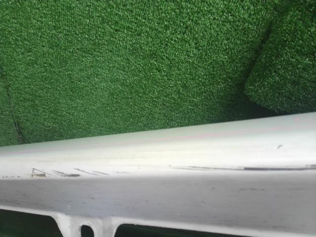 【中古】ワゴンＲ DBA-MH23S 左サイドステップ スポイラー 77240-70K00-Z7T 自社品番250590 Z7T