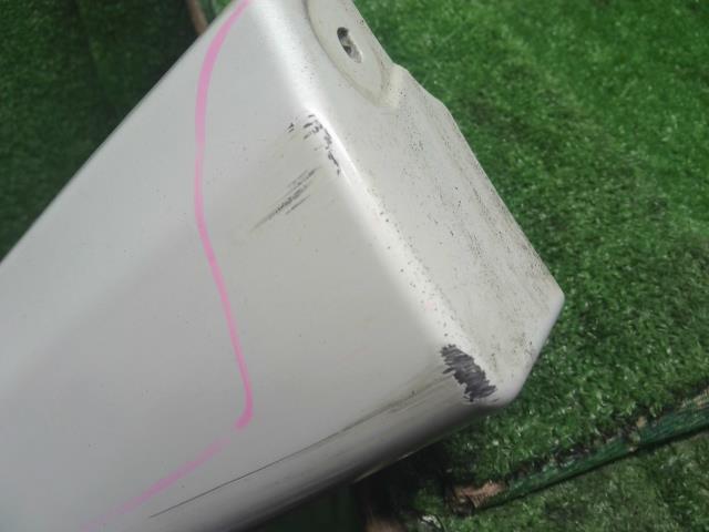 【中古】ワゴンＲ DBA-MH23S 左サイドステップ スポイラー 77240-70K00-Z7T 自社品番250590 Z7T