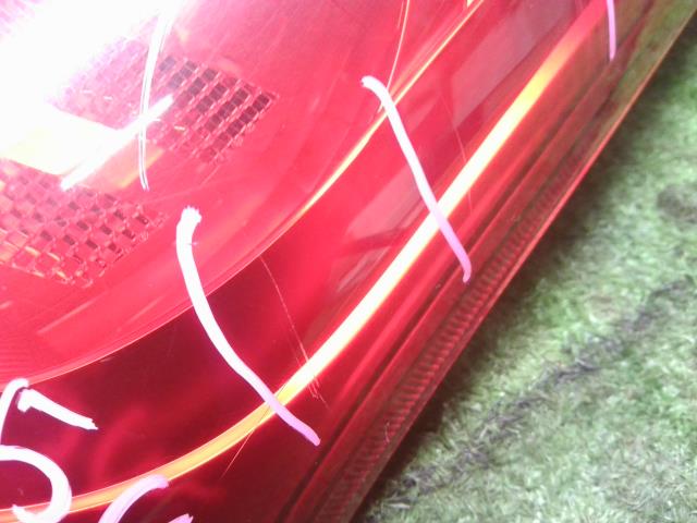 【中古】アルト DBA-HA25S 右テールランプ ブレーキランプ　35650-64L00 自社品番250592 Z2S