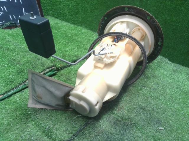 【中古】ハイゼット EBD-S211P 燃料ポンプ　フューエルポンプ 23210-B5030 自社品番250593 W20