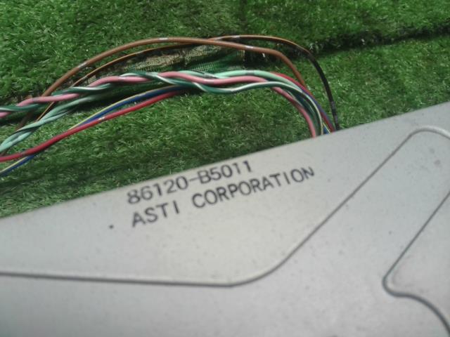 【中古】ハイゼット EBD-S211P　ダイハツ　純正　 ラジオ  自社品番250593 W20