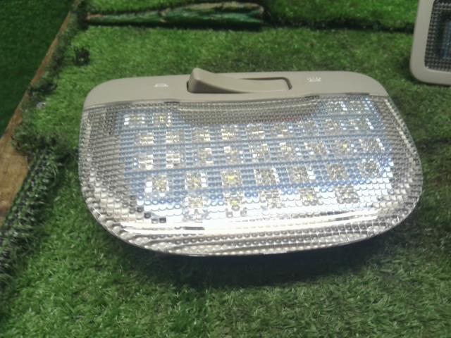 【中古】Ｒ２ ABA-RC1 ルームランプ 84601AG0200R 自社品番250594 02C