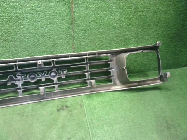 【中古】ランドクルーザープラド Q-LJ78G ラジエータグリル 53101-60090 自社品番250598 183