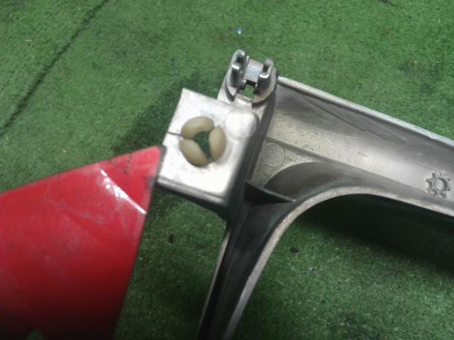 【中古】ランドクルーザープラド Q-LJ78G ラジエータグリル 53101-60090 自社品番250598 183