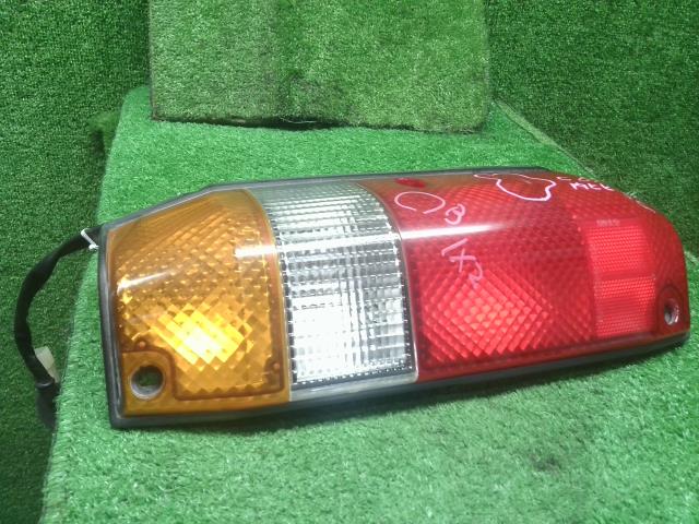 【中古】ランドクルーザープラド Q-LJ78G 左テールランプ 81560-60310 自社品番250598 183