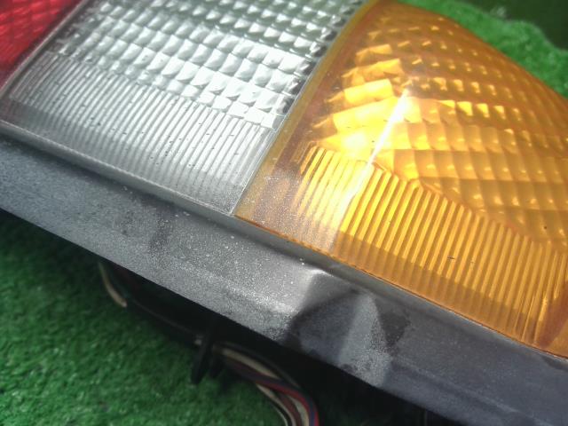 【中古】ランドクルーザープラド Q-LJ78G 左テールランプ 81560-60310 自社品番250598 183