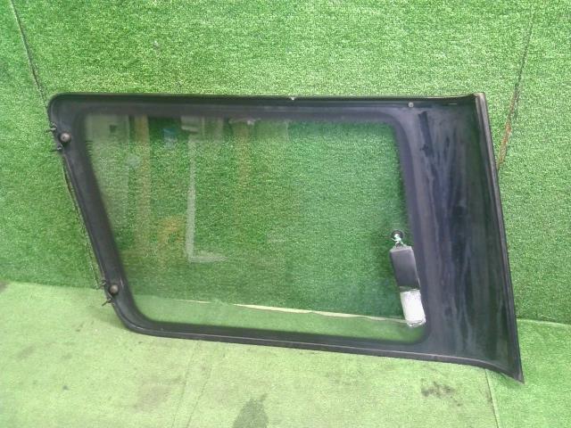 【中古】ランドクルーザープラド Q-LJ78G 右クォーターガラス 62710-60100 自社品番250598 183