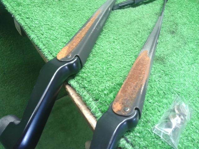 【中古】ランドクルーザープラド Q-LJ78G フロント　ワイパーアーム 左右セット  85190-90K02 自社品番250598
