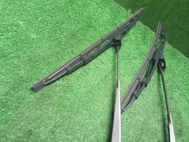 【中古】ランドクルーザープラド Q-LJ78G フロント　ワイパーアーム 左右セット  85190-90K02 自社品番250598