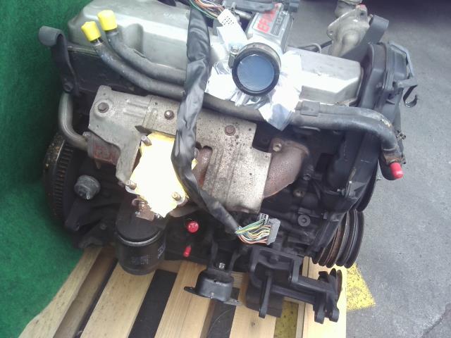 【中古】ランドクルーザープラド Q-LJ78G　エンジンＡＳＳＹ　2L-TE　19000-5B160 自社品番250598 183