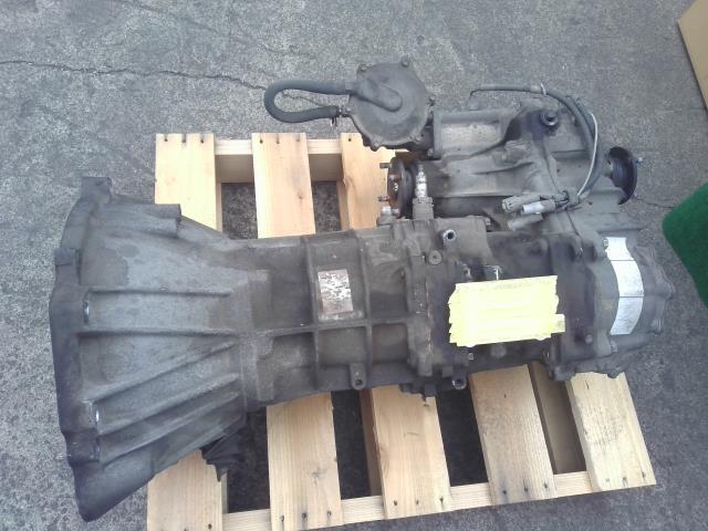 【中古】ランドクルーザープラド Q-LJ78G マニュアル　ミッション　 33030-60830 自社品番250598 183