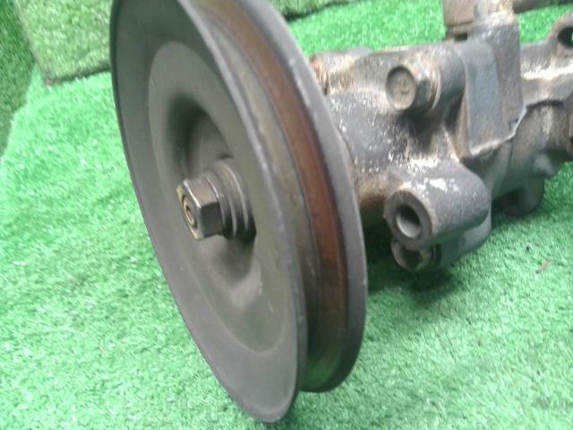 【中古】ランドクルーザープラド Q-LJ78G パワステ　ベーンポンプ 44320-60200 自社品番250598 183