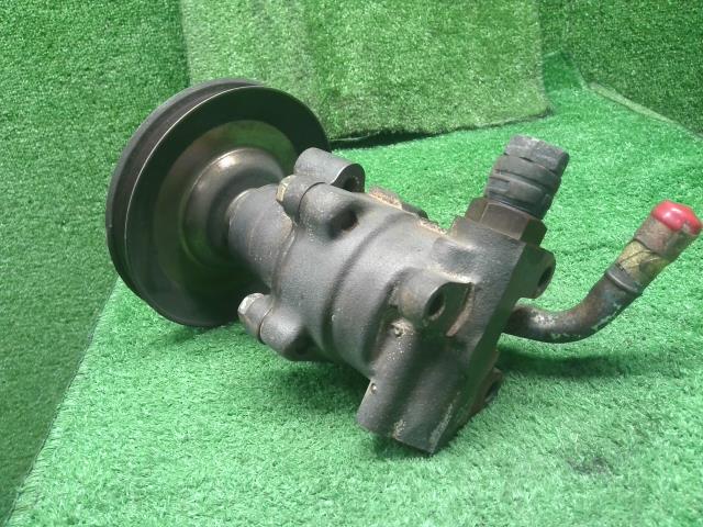 【中古】ランドクルーザープラド Q-LJ78G パワステ　ベーンポンプ 44320-60200 自社品番250598 183