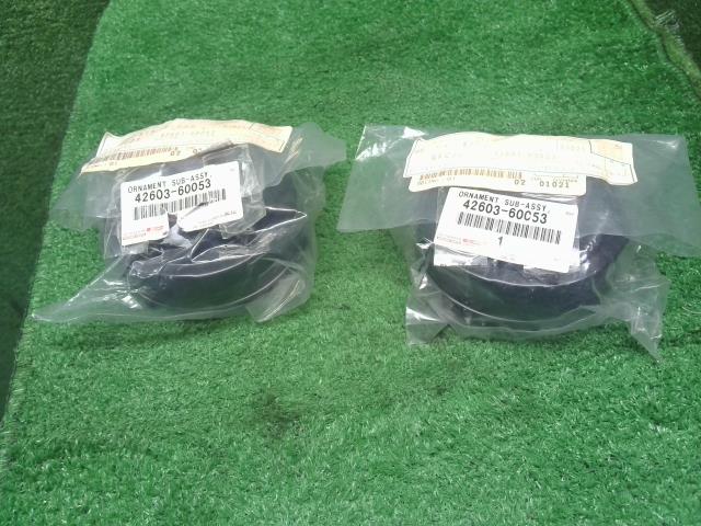 【中古】ランドクルーザープラド Q-LJ78G ホイールキャップ  自社品番250598 183