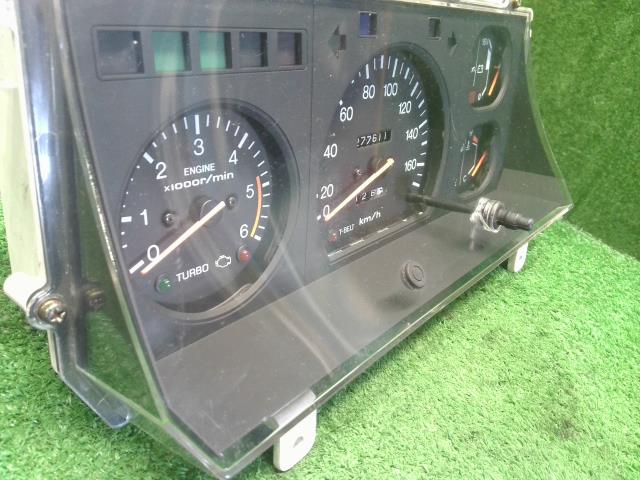 【中古】ランドクルーザープラド Q-LJ78G スピードメーター  自社品番250598 183