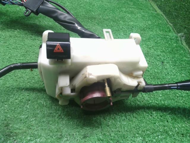 【中古】ランドクルーザープラド Q-LJ78G ディマースイッチ コンビネーションスイッチ　ウインカー　ワイパー　レバー　84310-60830 自社品番250598 183