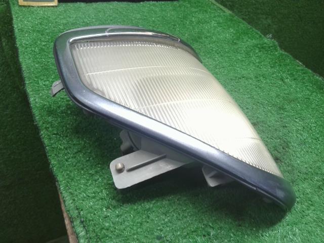 【中古】ランドクルーザープラド Q-LJ78G　右　コーナーランプ クリアランス　ランプ　 81610-60150 自社品番250598 183
