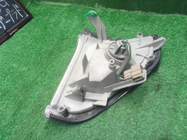 【中古】ランドクルーザープラド Q-LJ78G　右　コーナーランプ クリアランス　ランプ　 81610-60150 自社品番250598 183