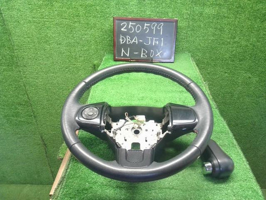 【中古】Ｎ－ＢＯＸ DBA-JF1 ステアリングホイール ハンドル シフトノブ 78501-TY0-G51ZJ 自社品番250599 NH624P