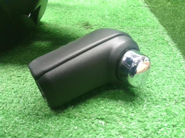 【中古】Ｎ－ＢＯＸ DBA-JF1 ステアリングホイール ハンドル シフトノブ 78501-TY0-G51ZJ 自社品番250599 NH624P