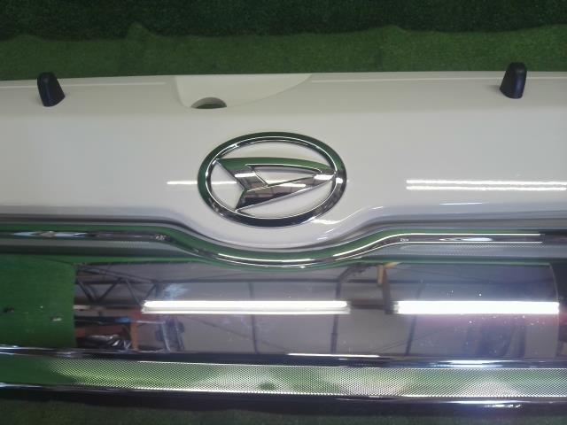 【中古】ハイゼット EBD-S510P  フロント パネル 53101-B5040 自社品番250602 W19