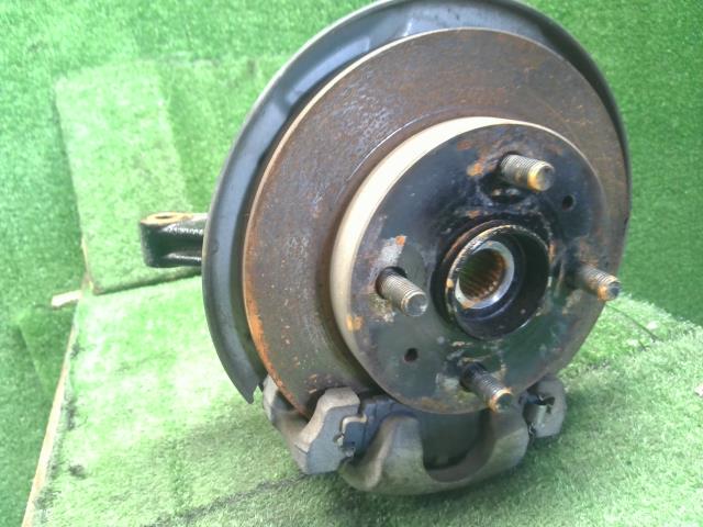 【中古】ハイゼット EBD-S510P 右Ｆ フロント　ナックル　ハブ　43211-B5070 自社品番250602 W19