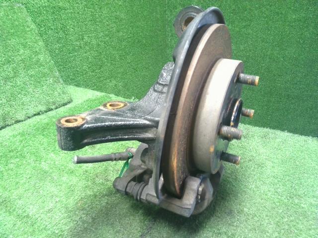 【中古】ハイゼット EBD-S510P 右Ｆ フロント　ナックル　ハブ　43211-B5070 自社品番250602 W19