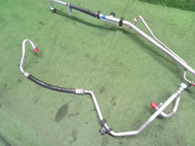 【中古】ハイゼット EBD-S510P　エアコン　Ａ／Ｃ　ホース・パイプ 88712-B5060 自社品番250602 W19