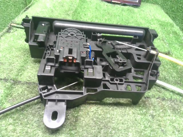 【中古】ハイゼット EBD-S510P　エアコンスイッチ　Ａ／Ｃスイッチパネル 55910-B5081 自社品番250602 W19