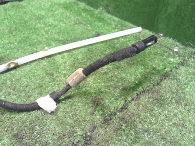 【中古】ハイゼット EBD-S510P アンテナ 86300-B5050 自社品番250602 W19