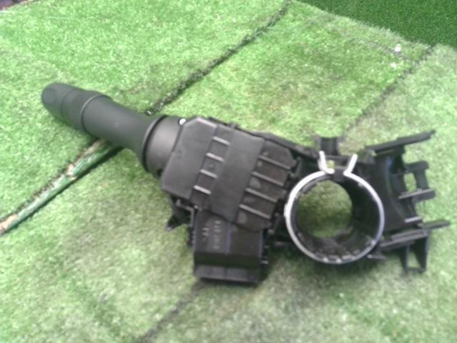 【中古】ハイゼット EBD-S510P ディマースイッチ　ライトスイッチ  84140-B2121 自社品番250602 W19